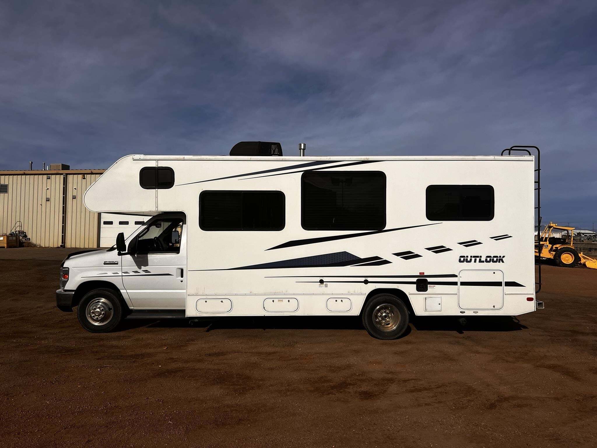 2018 Winnebago OUTLOOK 25J in pueblo CO