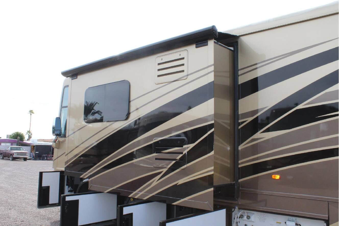 A photo of this 2016 Newmar VENTANA 3427