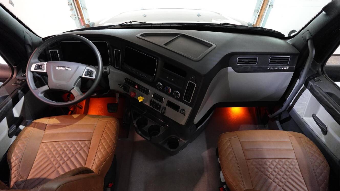 A photo of this 2027 Dynamax GRAND SPORT 45CB