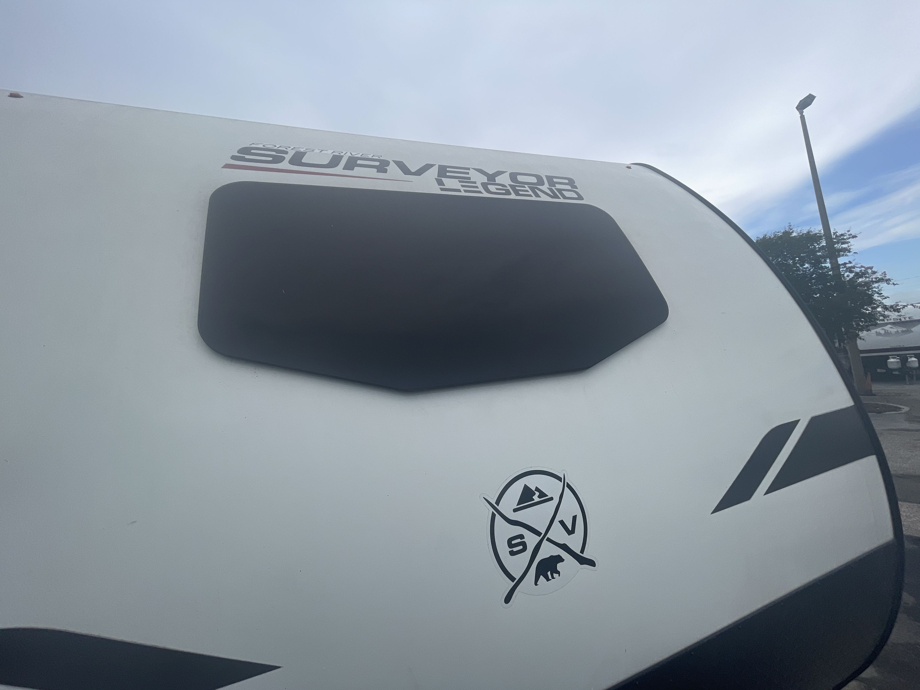 2023 Forest River SURVEYOR 203RKLE in holiday FL