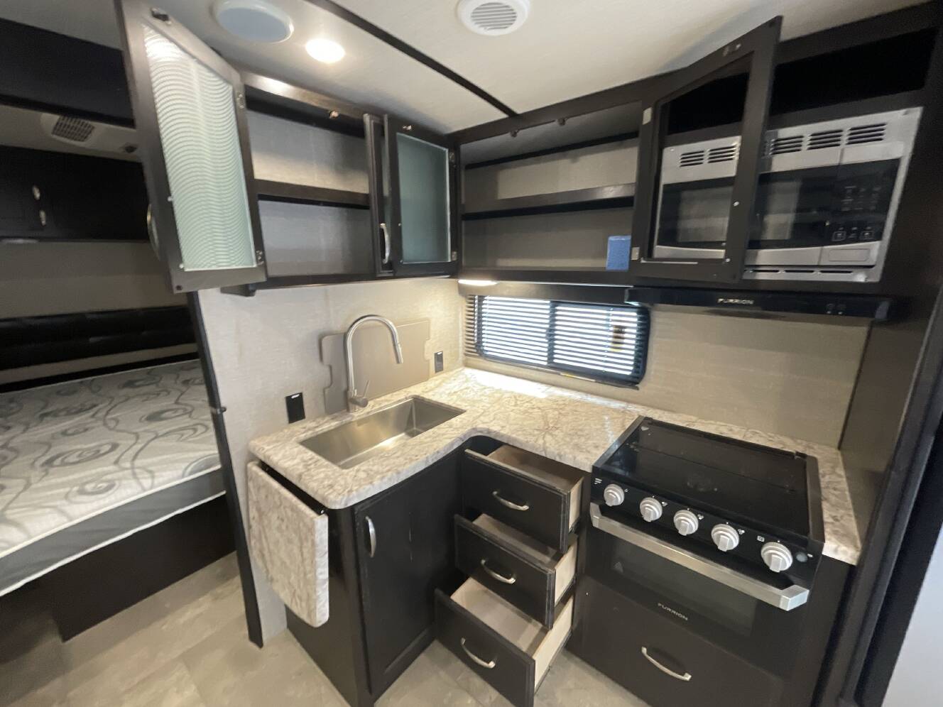A photo of this 2019 Grand Design IMAGINE 2800BH