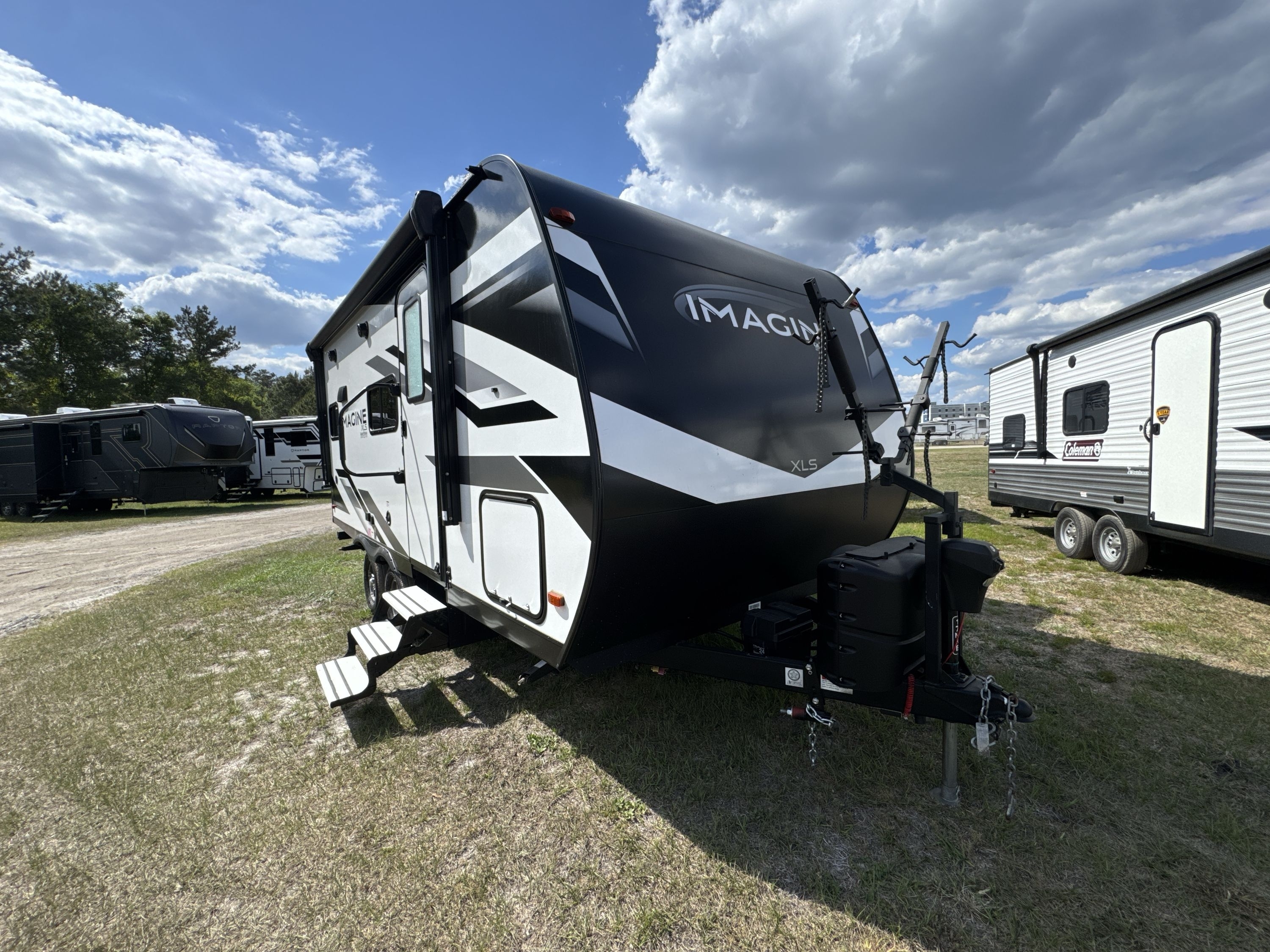 2023 Grand Design IMAGINE XLS 17MKE RV