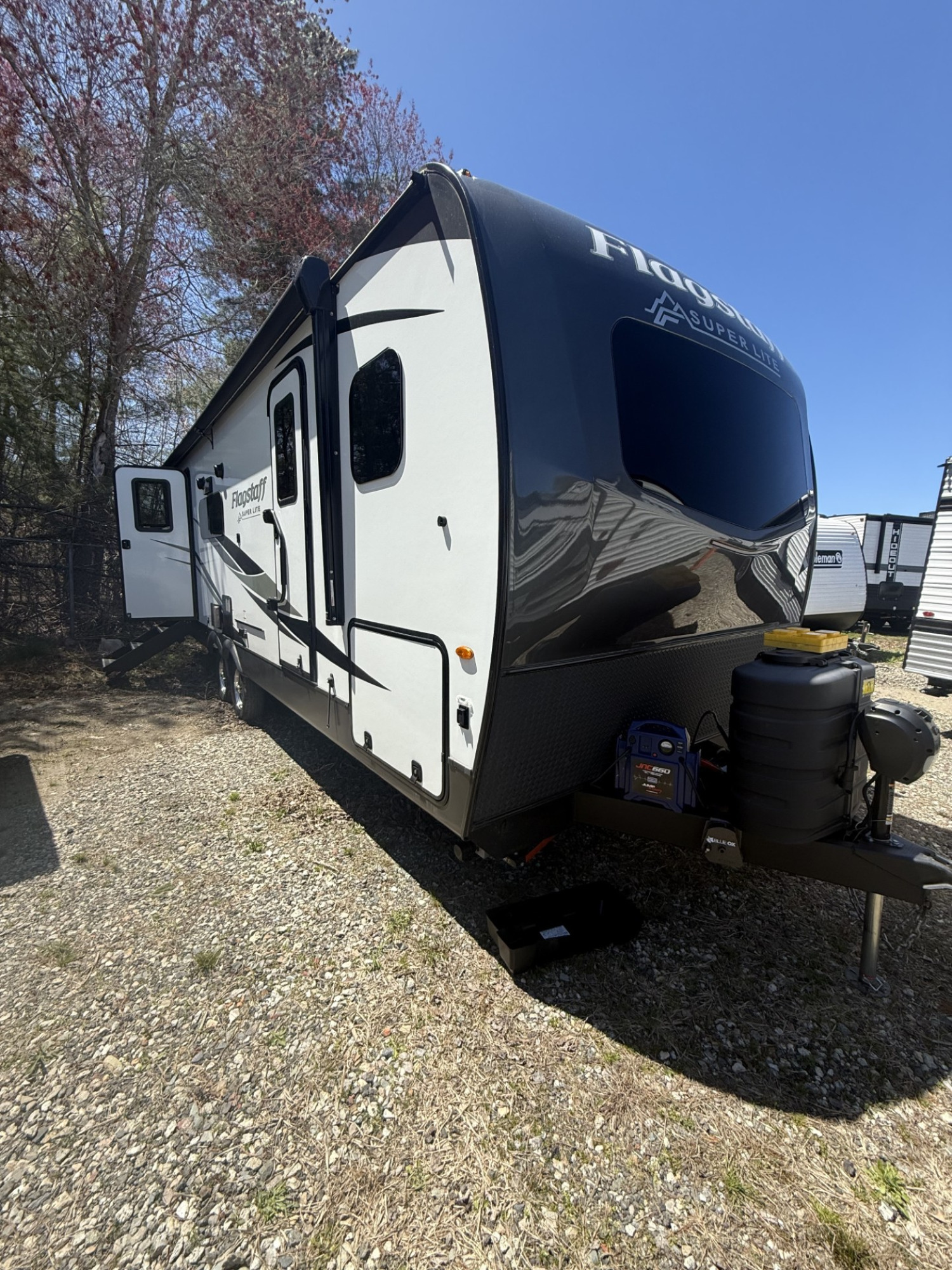 2025 Forest River FLAGSTAFF SUPER LITE 26SRD in berkley MA