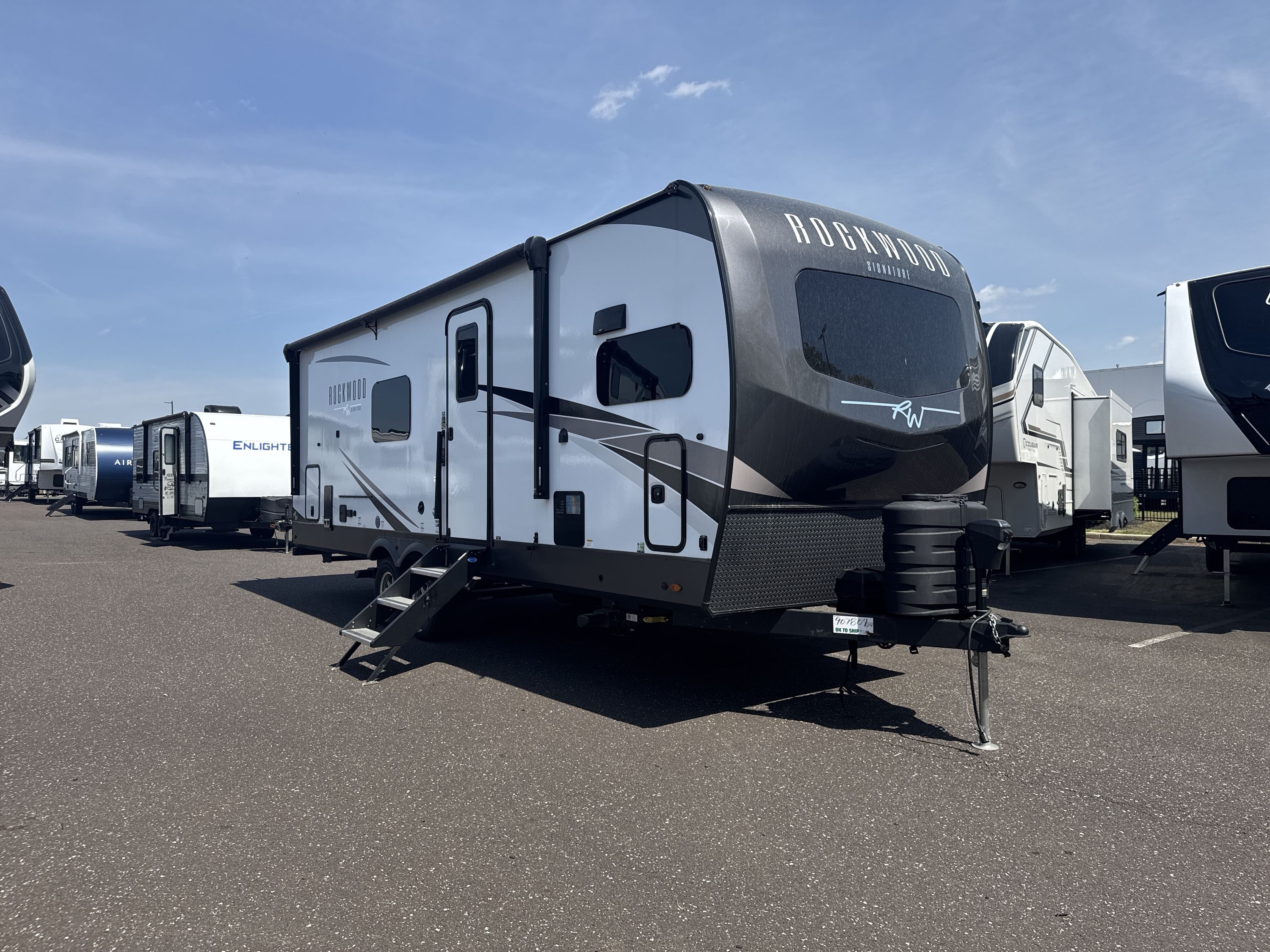 2025 Forest River ROCKWOOD SIGNATURE 8263MBR RV