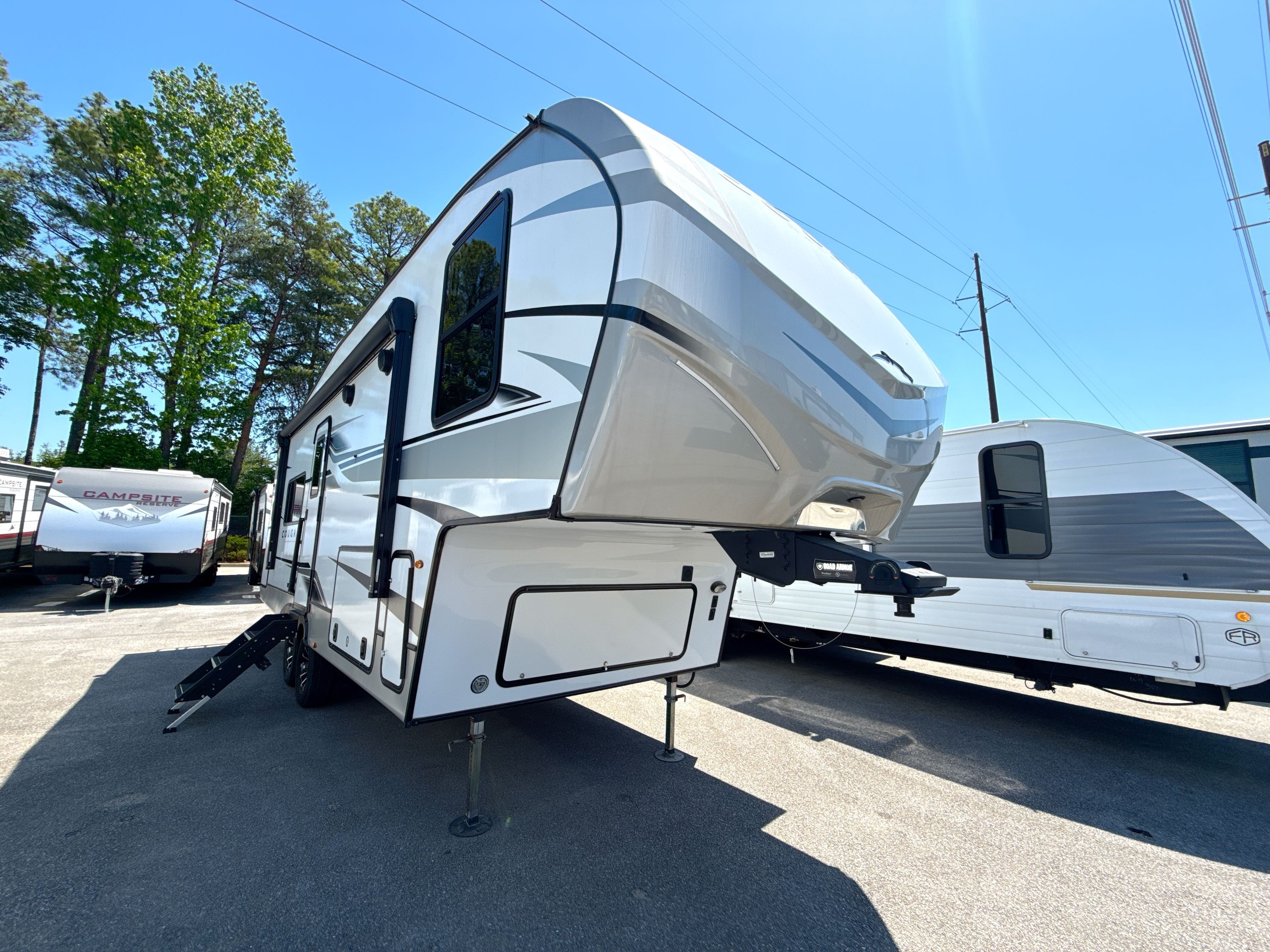 2025 Keystone COUGAR 23MLE RV