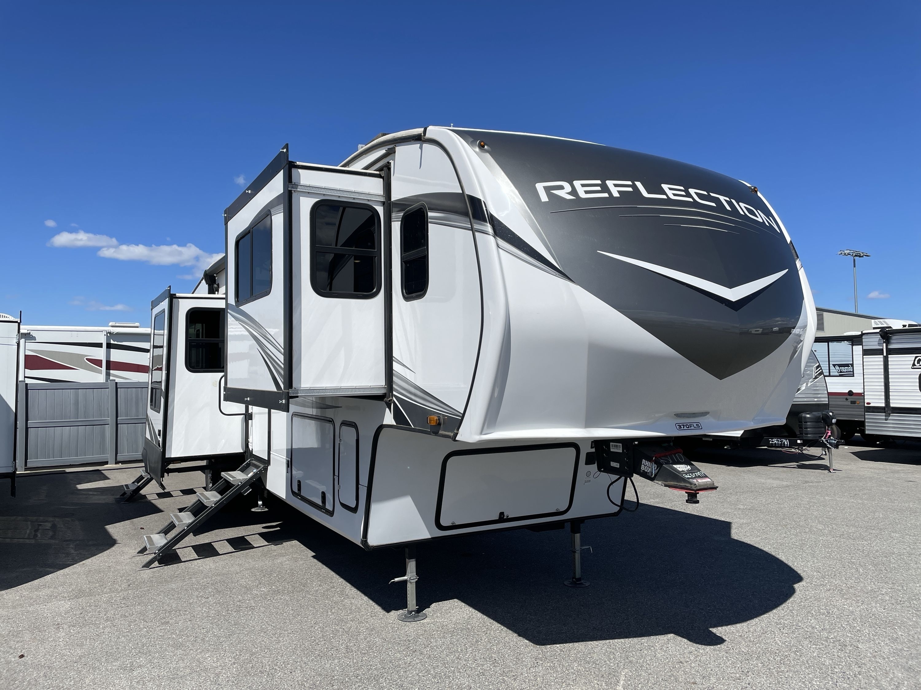 2023 Grand Design REFLECTION 370FLS RV