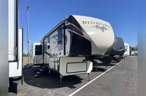 2018 Heartland BIGHORN 3270RS in meridian ID