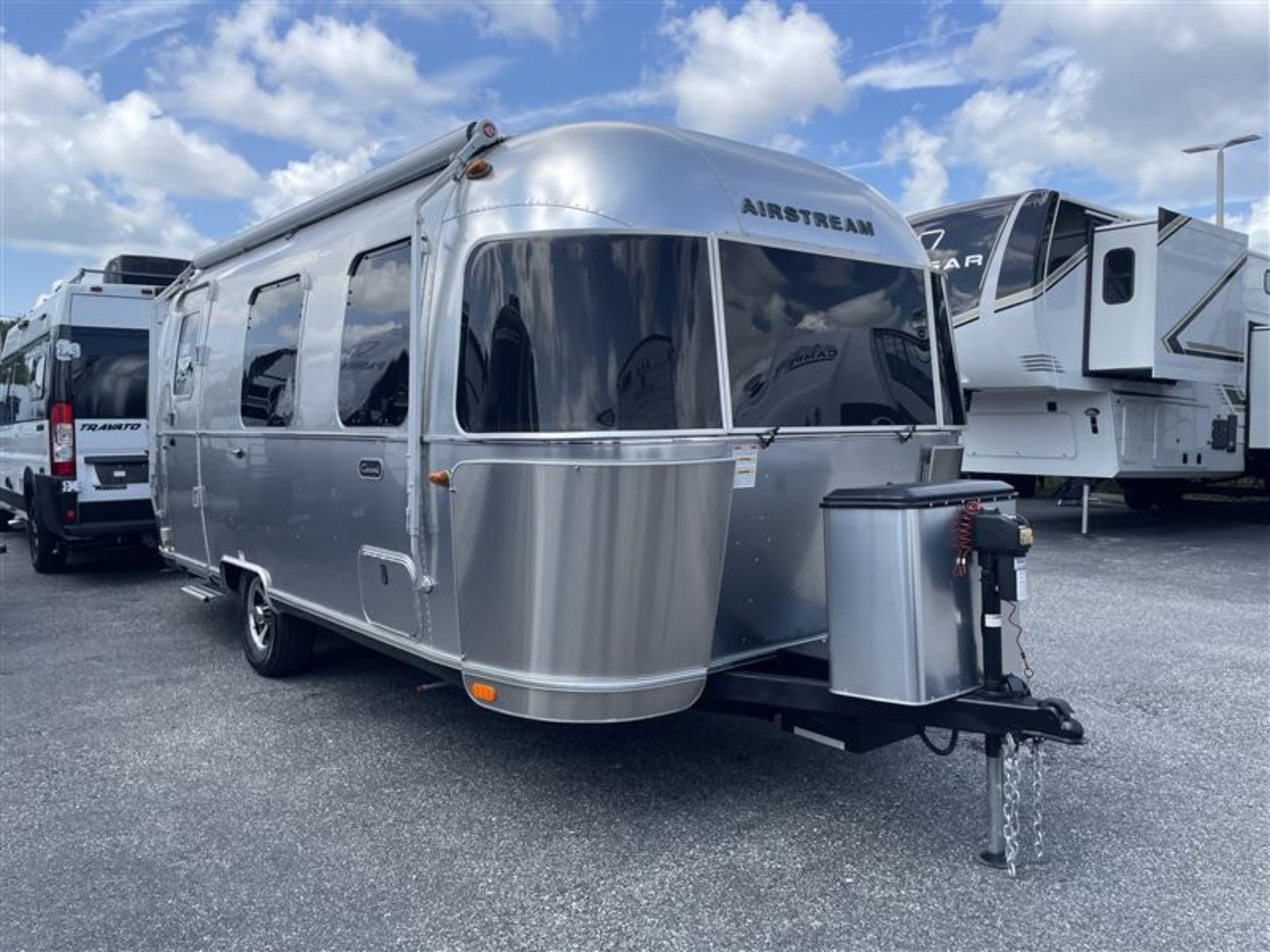 2021 Airstream CARAVEL 22FB in cocoa FL