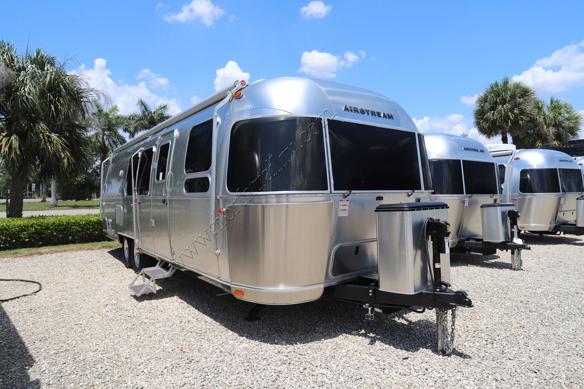 2021 Airstream Flying Cloud 30FB BUNK in ft. myers FL