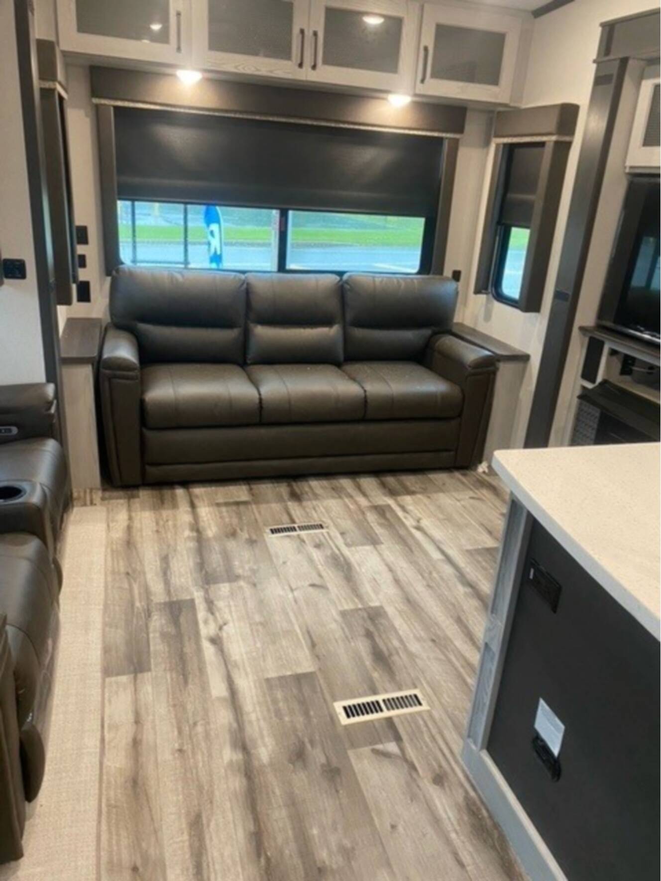 A photo of this 2022 Keystone MONTANA HIGH COUNTRY 331RL