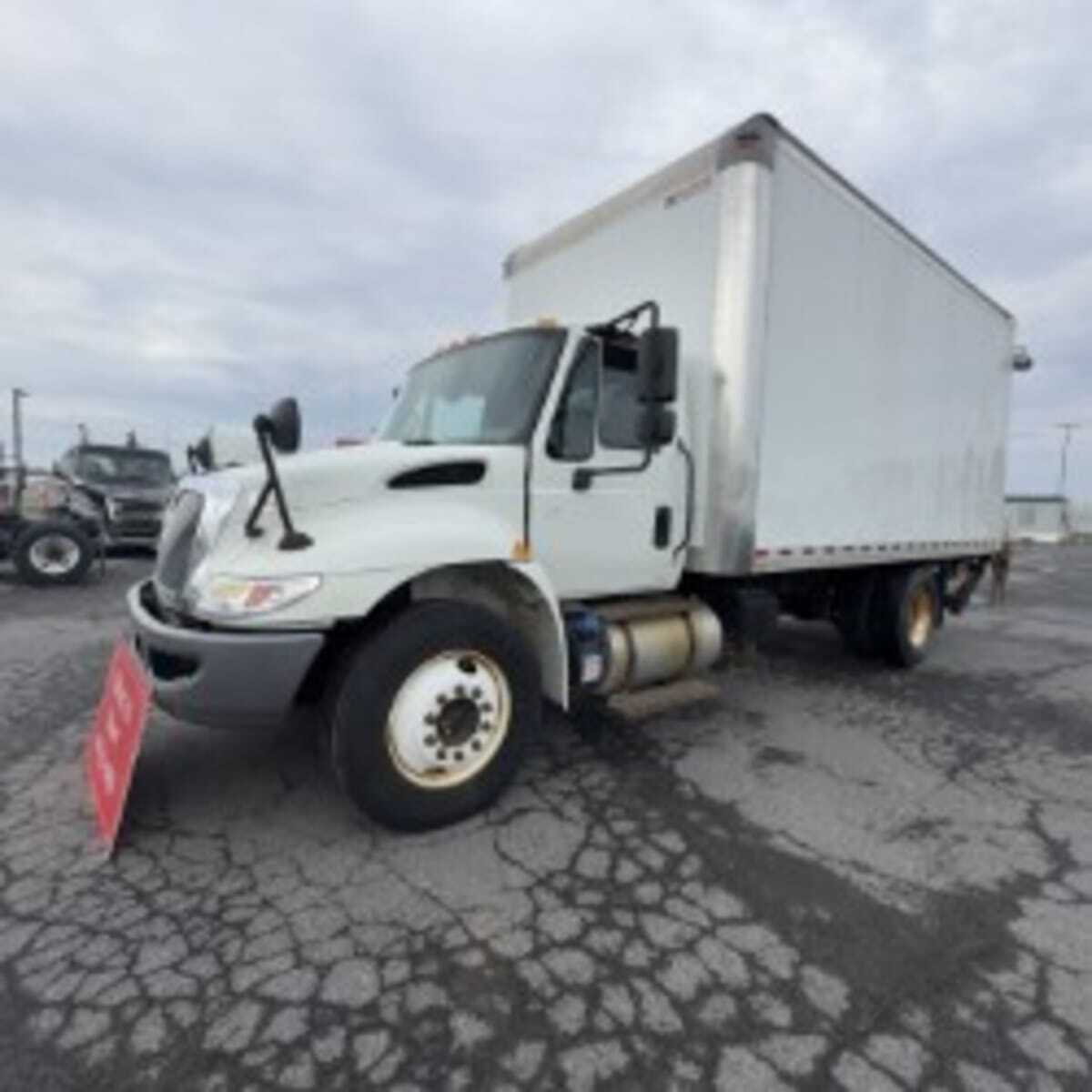 2017 INTERNATIONAL 4300 in Hampton, VA