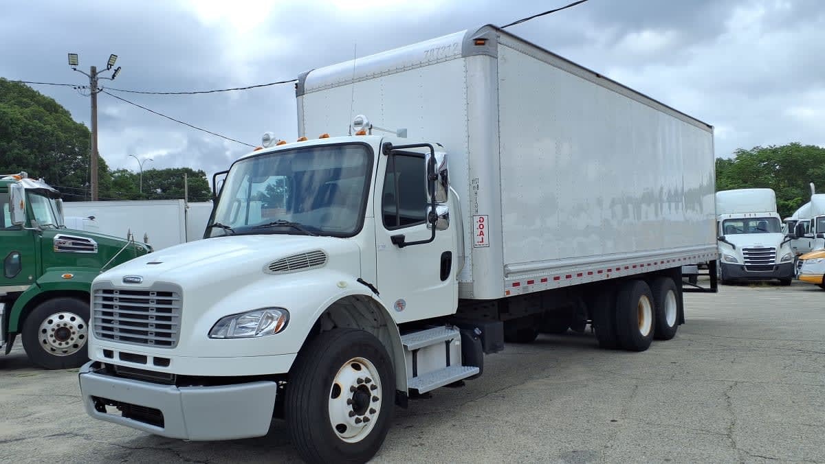 2018 FREIGHTLINER BUSINESS CLASS M2 106 in Warwick, RI