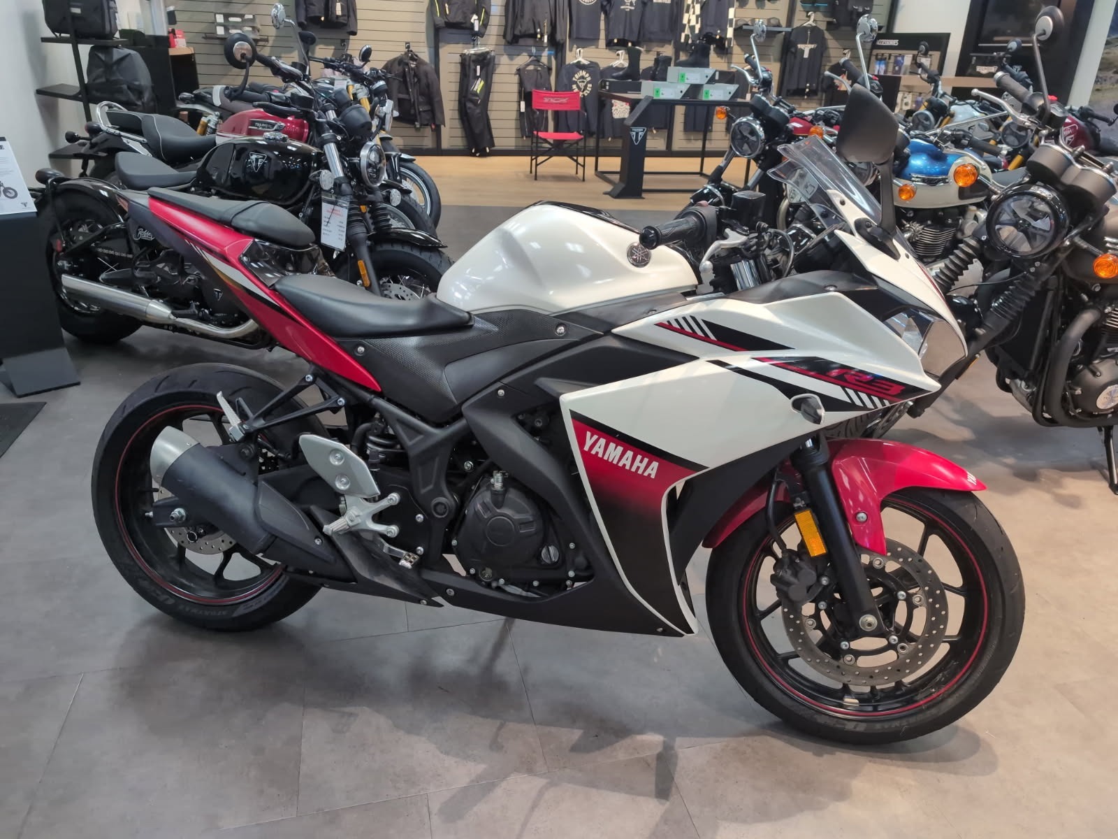 2016 Yamaha YZF-R3 R3 in New Haven, CT