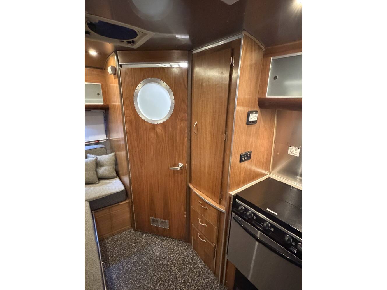 A photo of this 2007 Airstream BAMBI 19CB