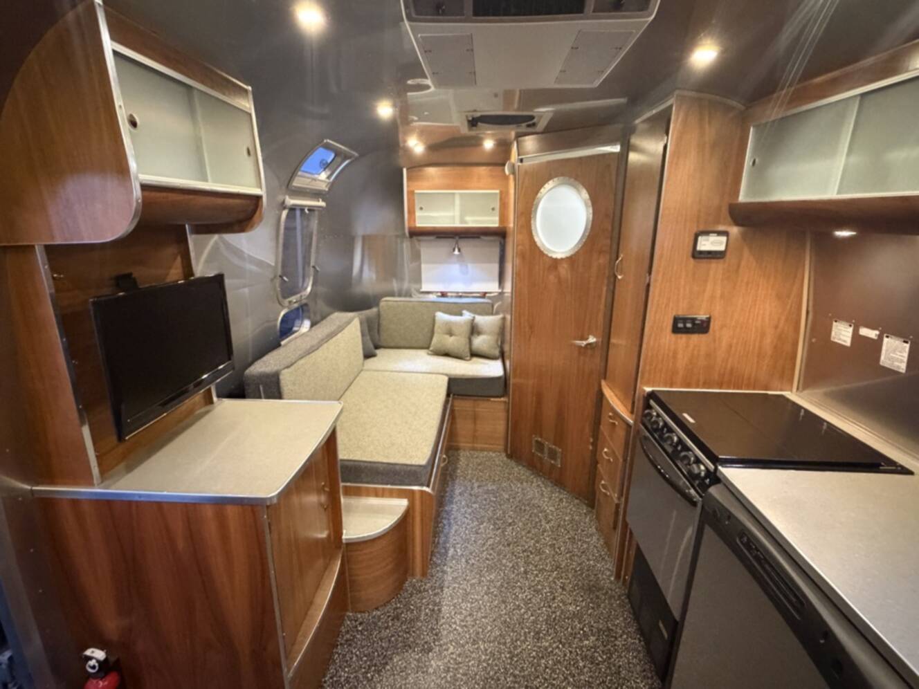 A photo of this 2007 Airstream BAMBI 19CB