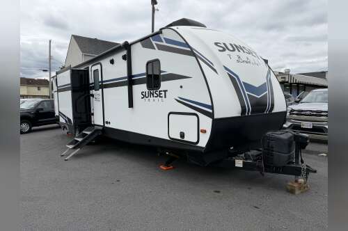 2020 Crossroads SUNSET TRAIL SUPER LITE SS331BH in front royal VA