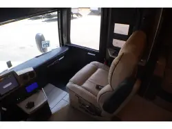 2016 WINNEBAGO GRAND TOUR 42QL