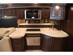 2016 WINNEBAGO GRAND TOUR 42QL