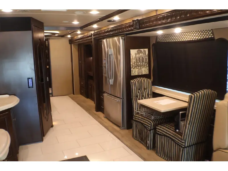 2016 WINNEBAGO GRAND TOUR 42QL