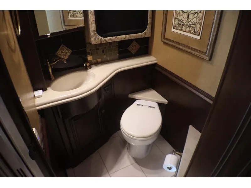 2016 WINNEBAGO GRAND TOUR 42QL