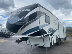 2021 HEARTLAND MILESTONE M1