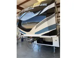 2021 HEARTLAND MILESTONE M1