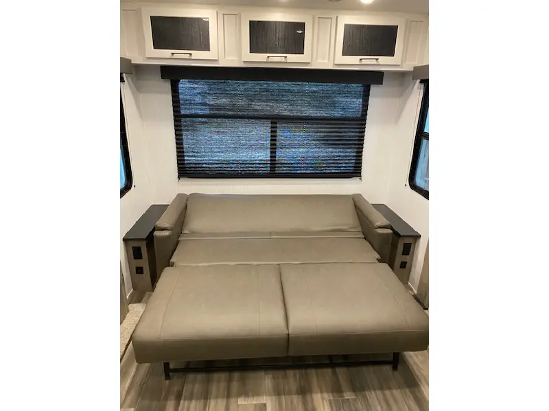 2021 HEARTLAND MILESTONE M1