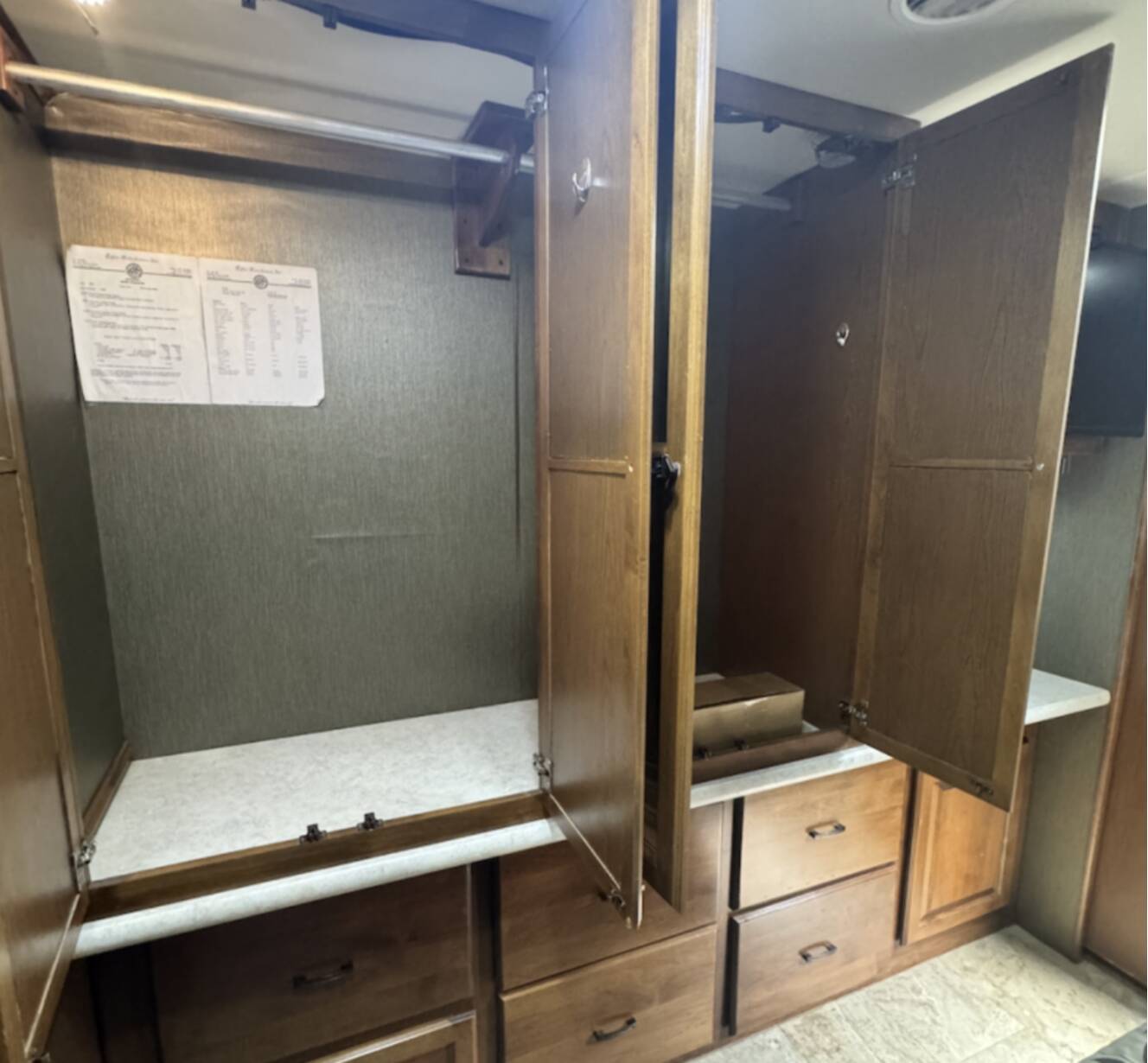 A photo of this 2013 Tiffin Motorhomes ALLEGRO OPEN ROAD 32CA