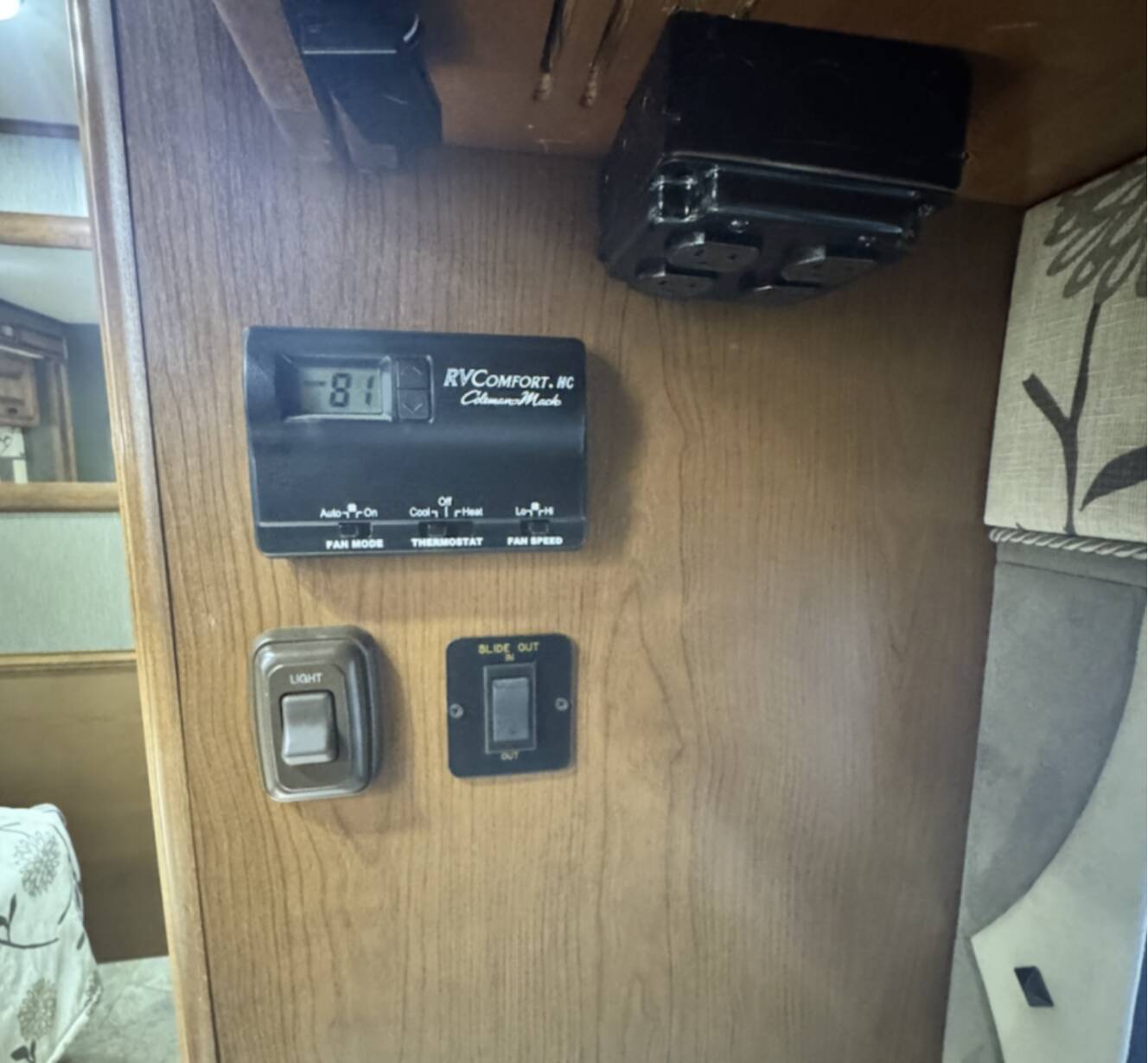 A photo of this 2013 Tiffin Motorhomes ALLEGRO OPEN ROAD 32CA