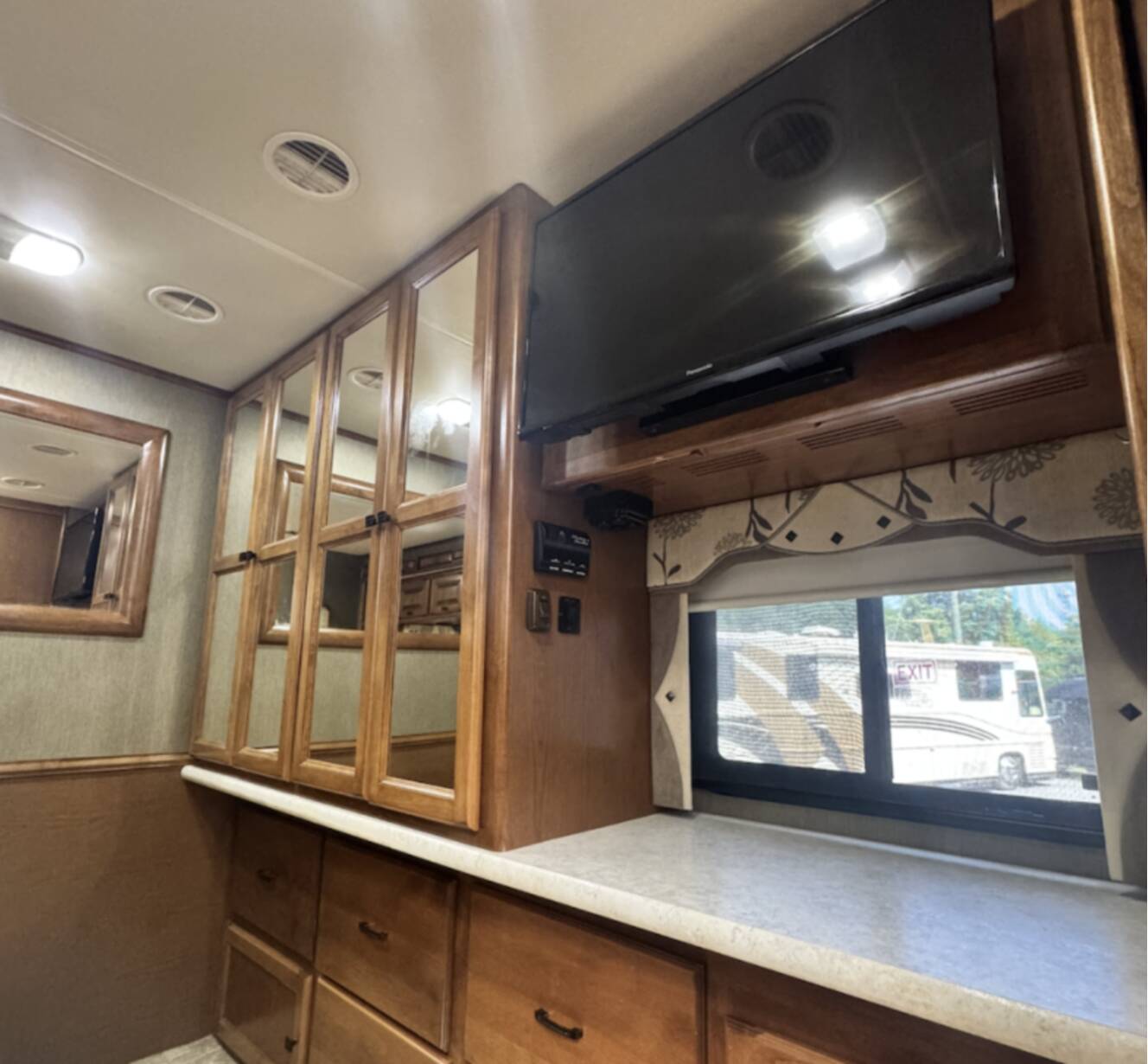 A photo of this 2013 Tiffin Motorhomes ALLEGRO OPEN ROAD 32CA