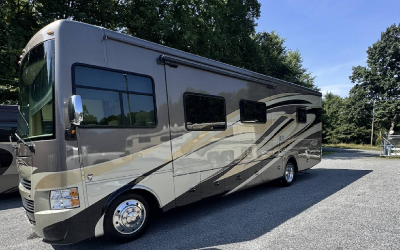 A photo of this 2013 Tiffin Motorhomes ALLEGRO OPEN ROAD 32CA