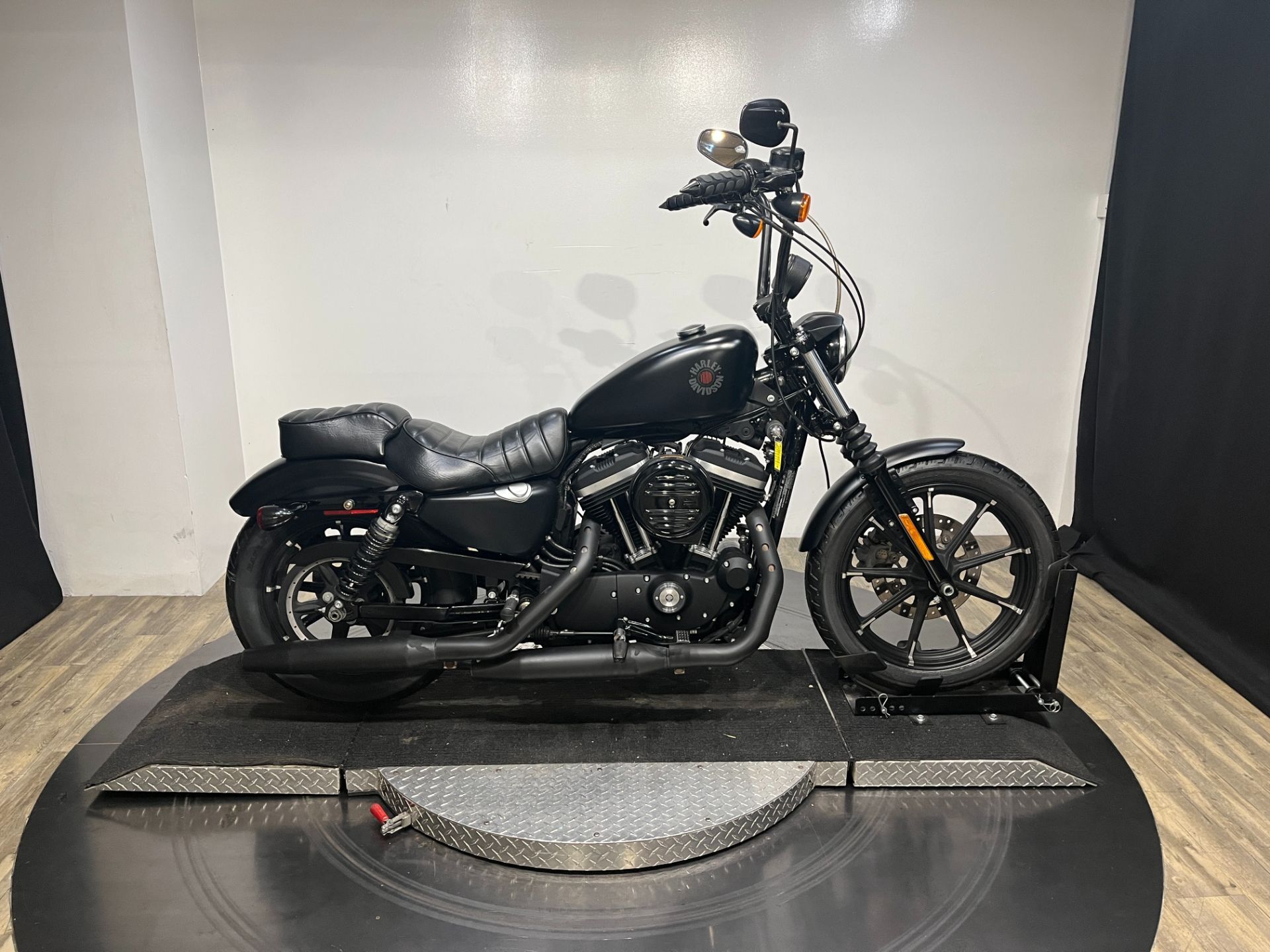 2020 Harley-Davidson Iron 883™ IRON in Wauconda, IL