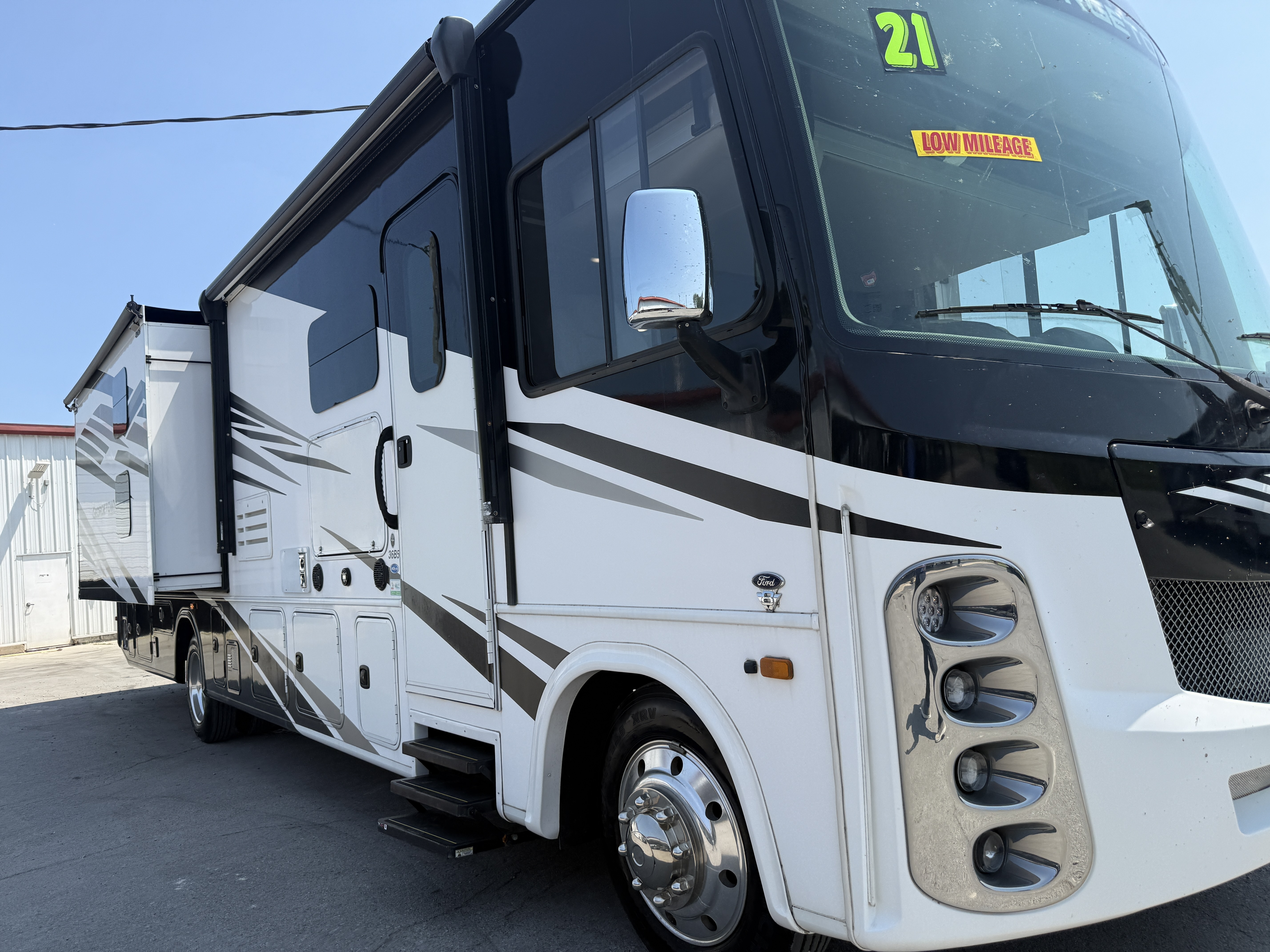 2021 Forest River GEORGETOWN 5 SERIES GT5 36B in findlay OH