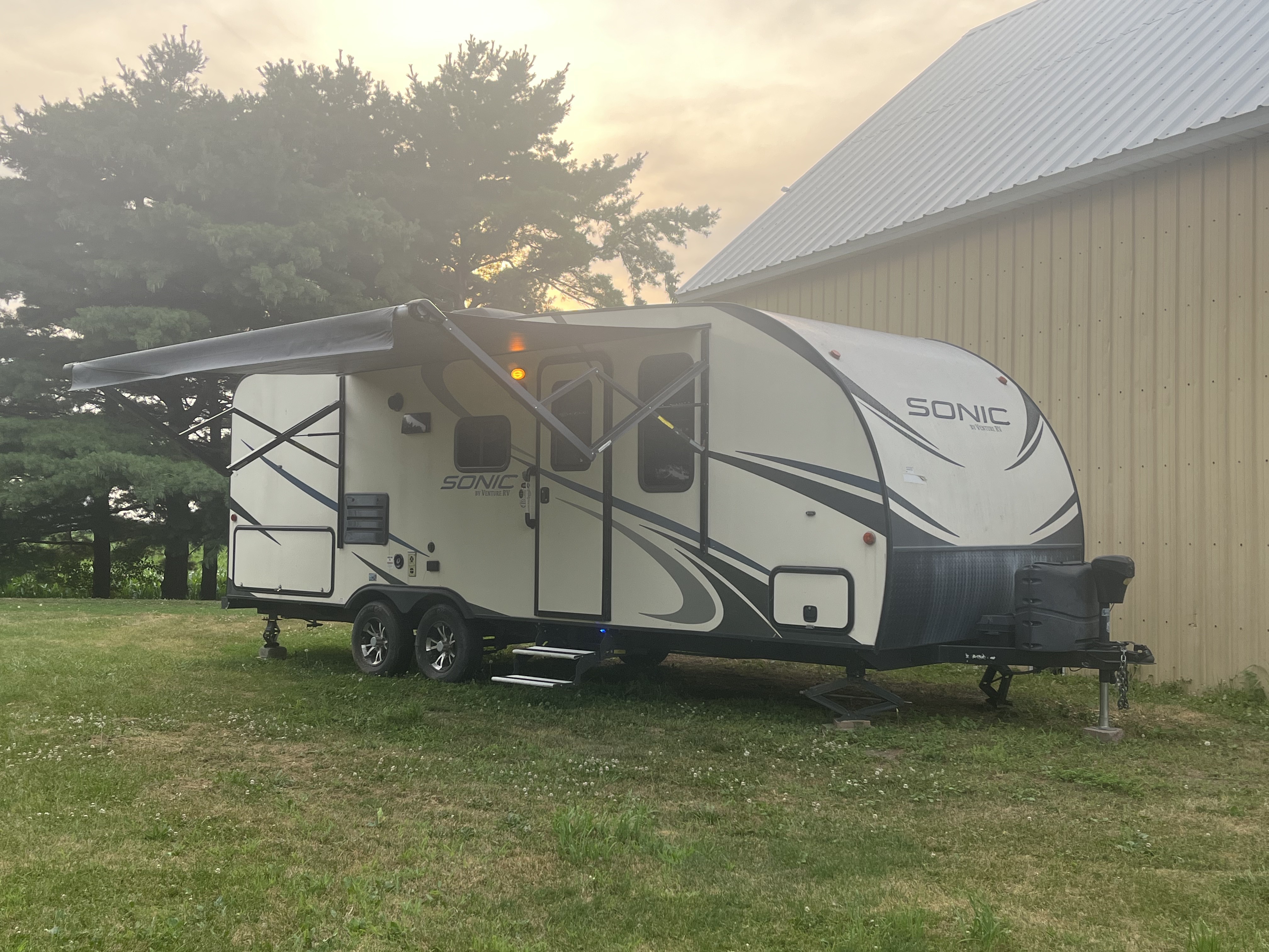 2019 Venture Rv SONIC 220VRB RV