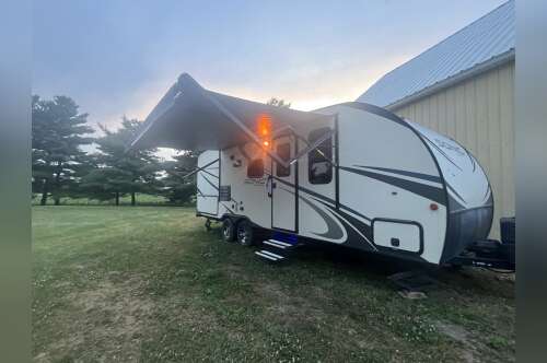 2019 Venture Rv SONIC 220VRB in warren IN