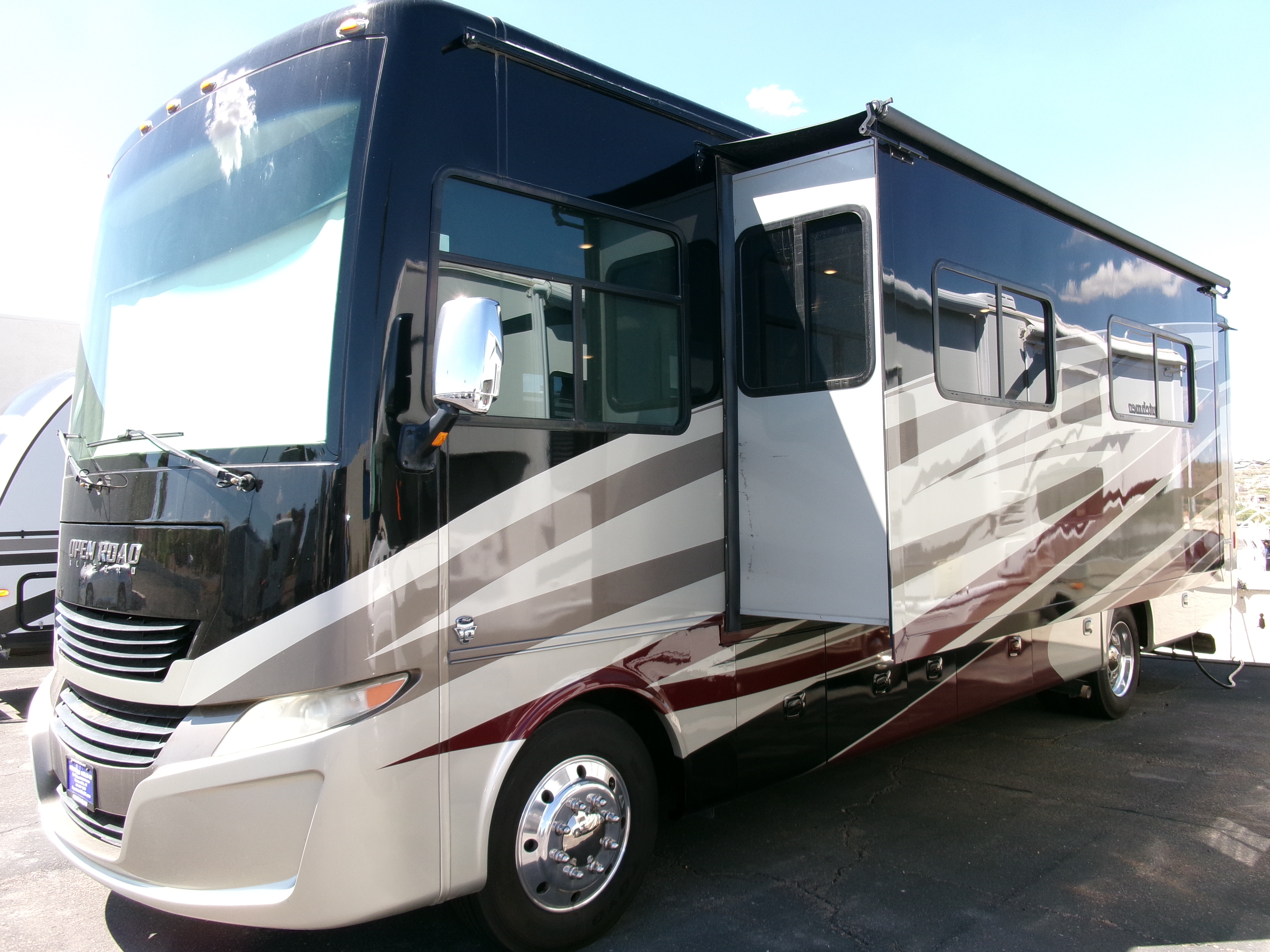【中古】 スイートタイム Tiffin Motorhomes Allegro Open Road 32SA RVs for sale - RV Trader