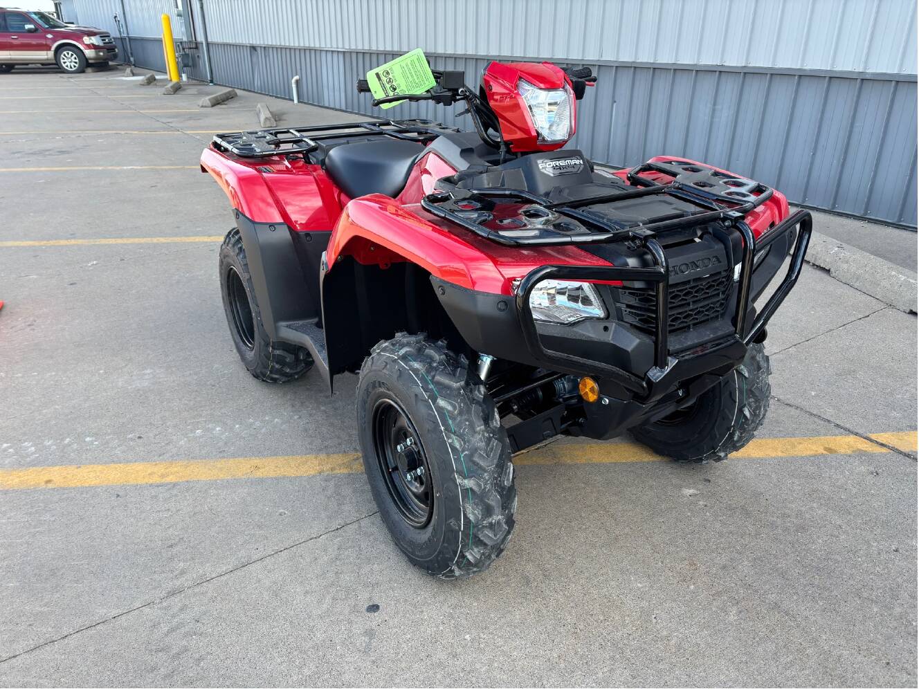A photo of this 2027 Honda FourTrax Foreman 4x4