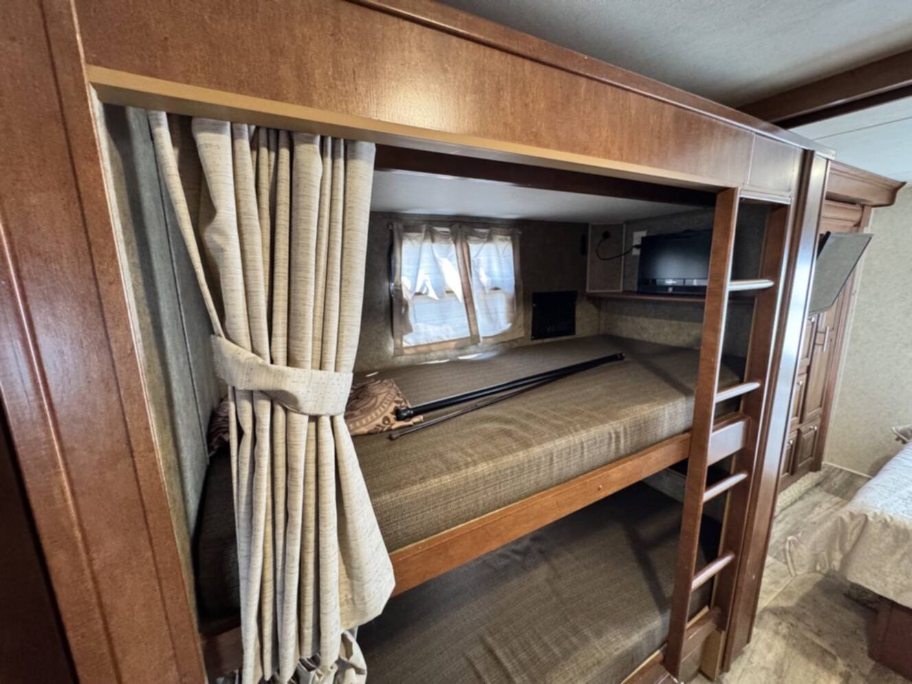 A photo of this 2015 Forest River GEORGETOWN