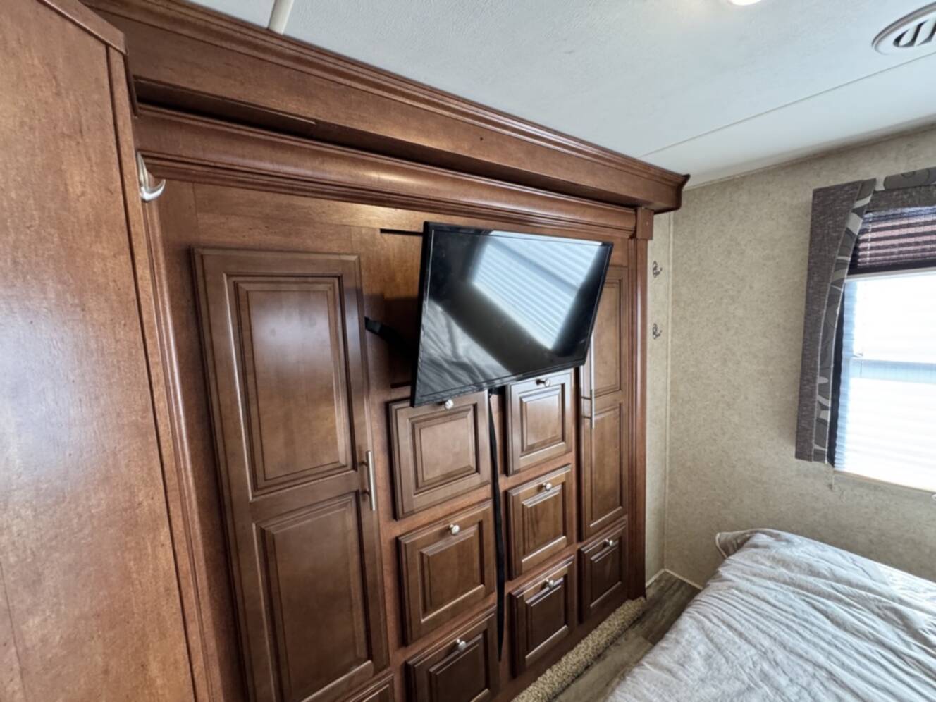A photo of this 2015 Forest River GEORGETOWN