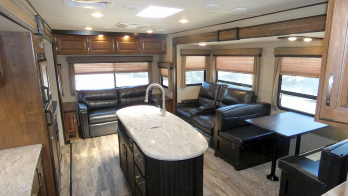 A photo of this 2019 Grand Design 297 RSTS