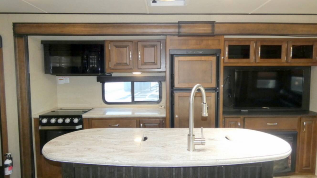 A photo of this 2019 Grand Design 297 RSTS
