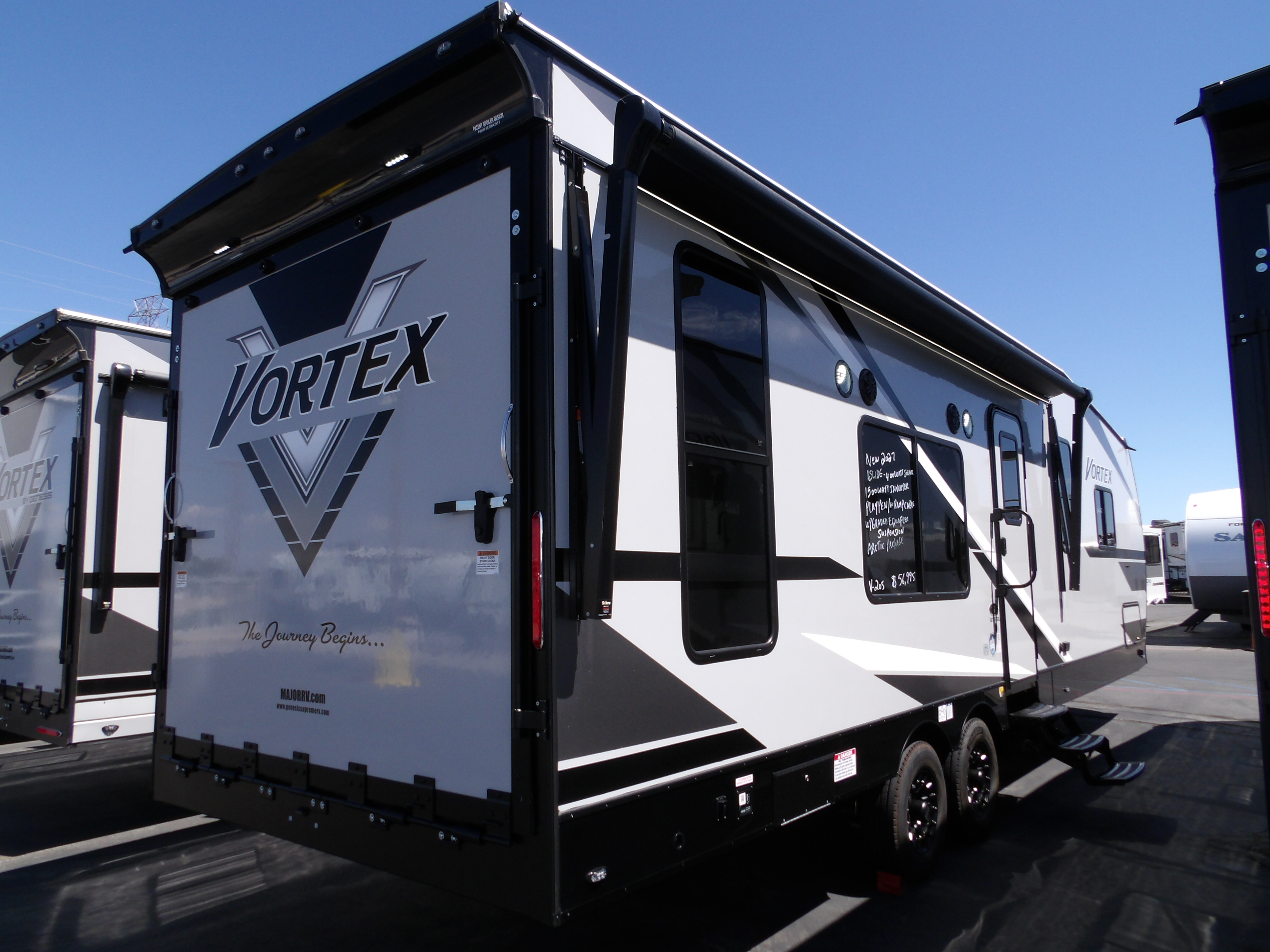 2027 Genesis Supreme Rv VORTEX 2715FSXL in hesperia CA
