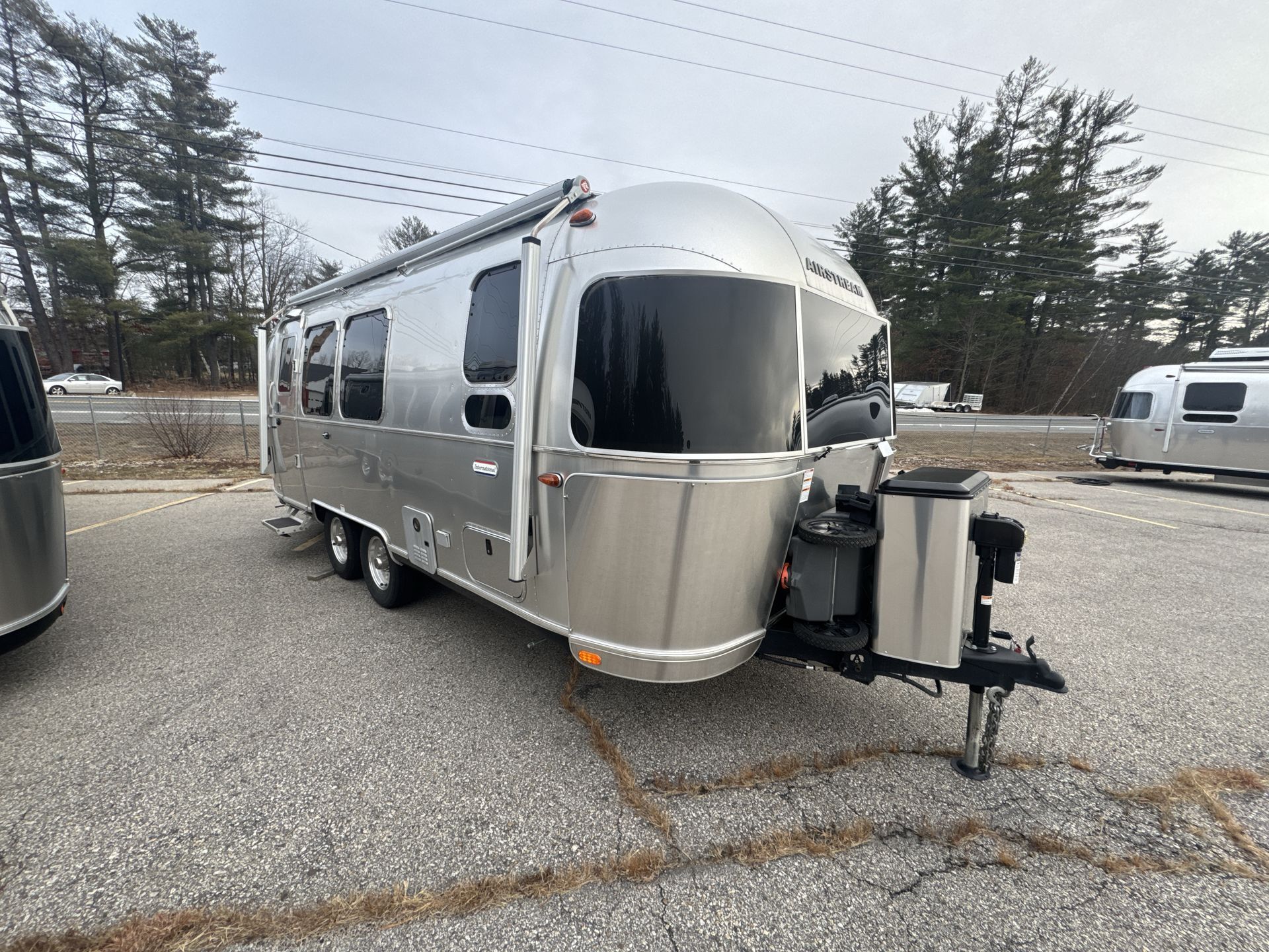 2023 Airstream International 23FBQ RV