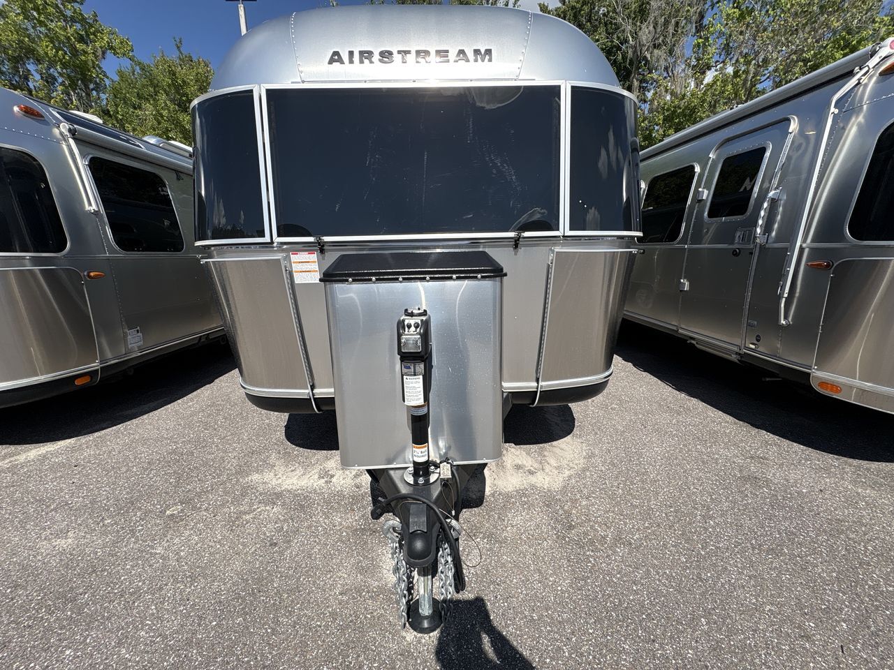 2025 Airstream Classic 30RB in dover FL