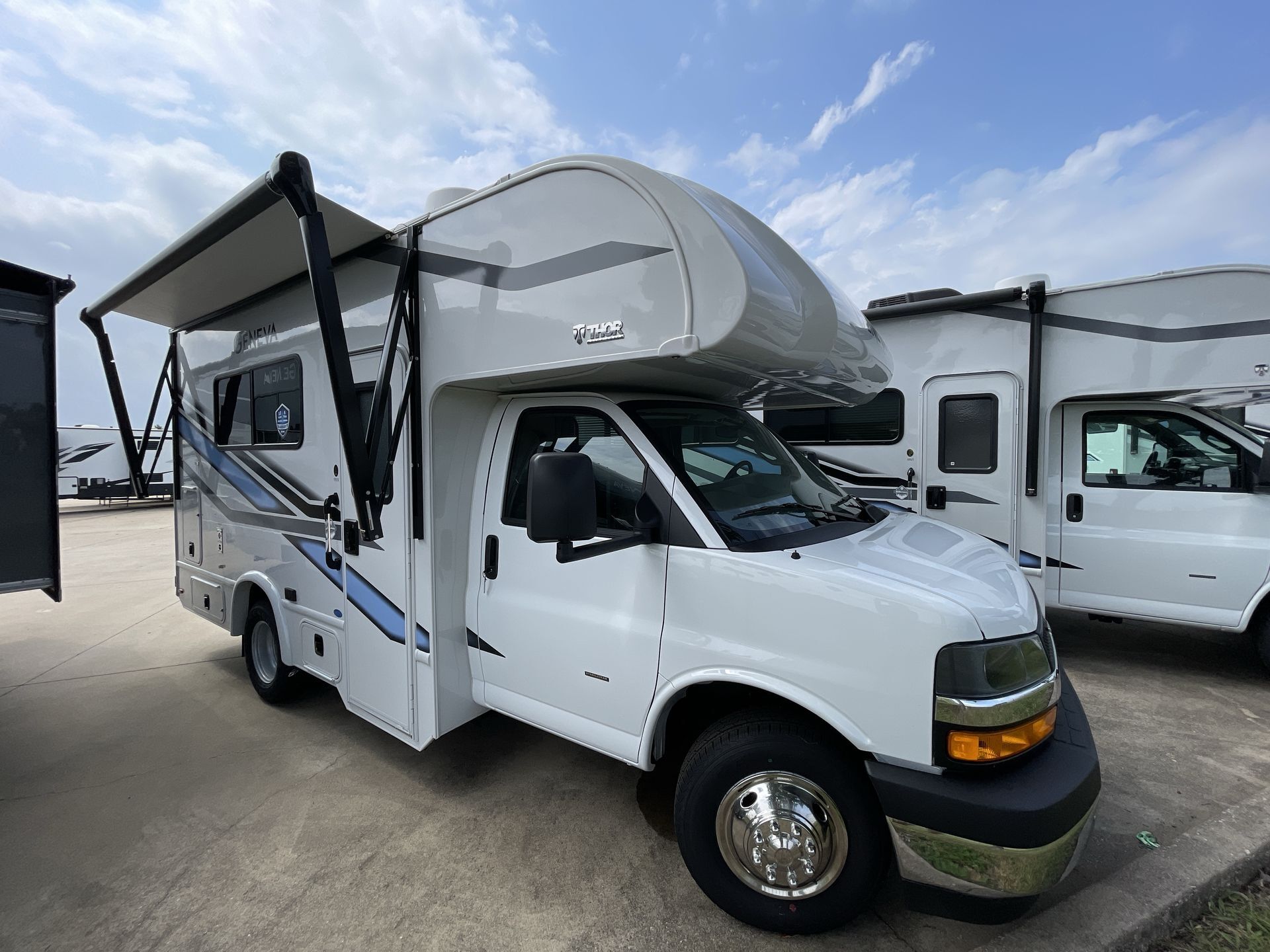 2026 Thor Motor Coach Geneva 19VT Chevy in ft worth TX