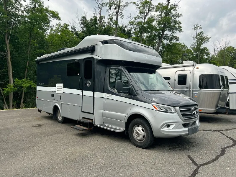 2020 Tiffin Motorhomes WARFARER 25RW