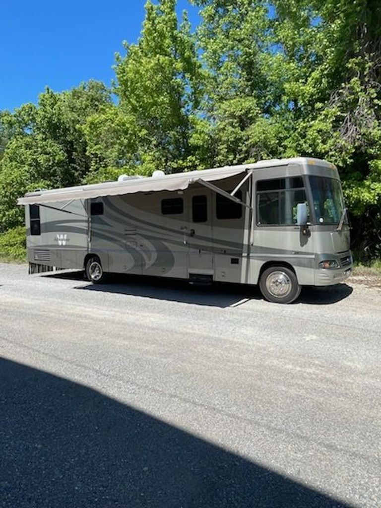 2005 Winnebago Adventurer 37B in chesterfield VA