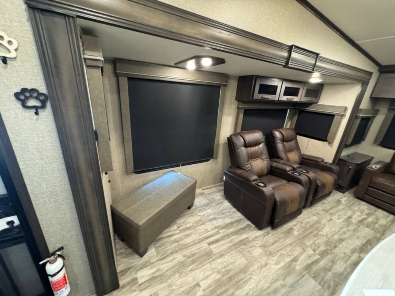 A photo of this 2022 Grand Design Reflection 337RLS