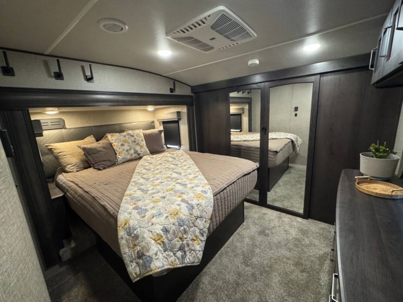 A photo of this 2022 Grand Design Reflection 337RLS