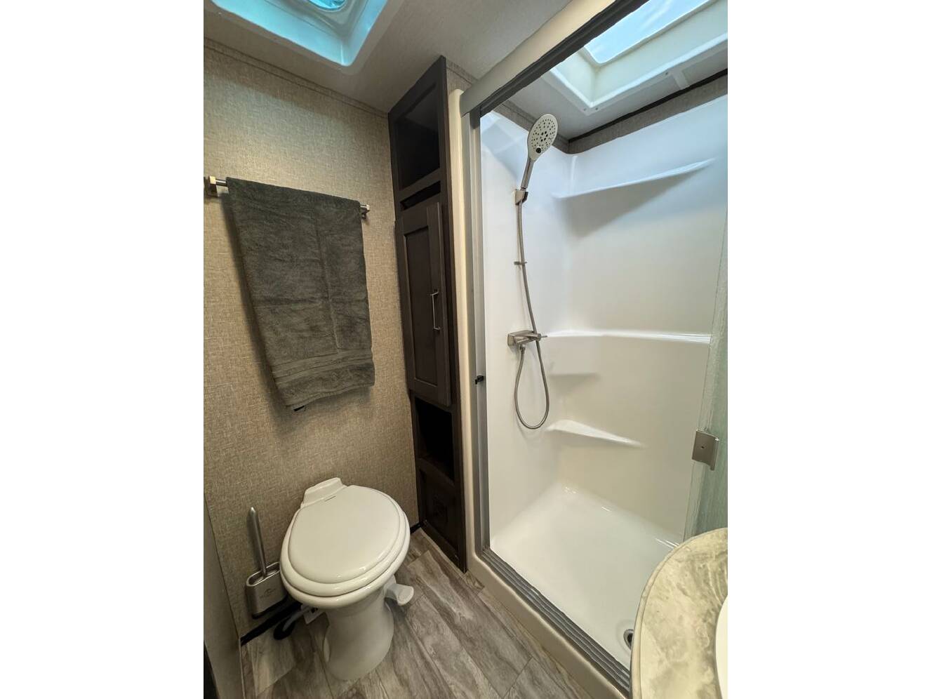 A photo of this 2022 Grand Design Reflection 337RLS